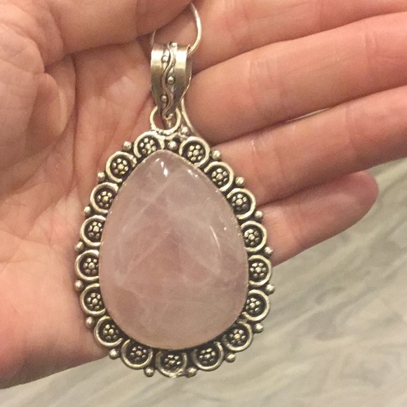 Jewelry - 🌸Rose Quartz & Antique style Sterling 925 Pendant